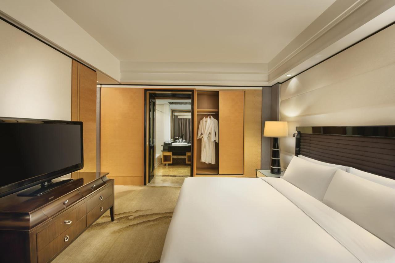 Crowne Plaza Chengdu City Center, an IHG Hotel photo