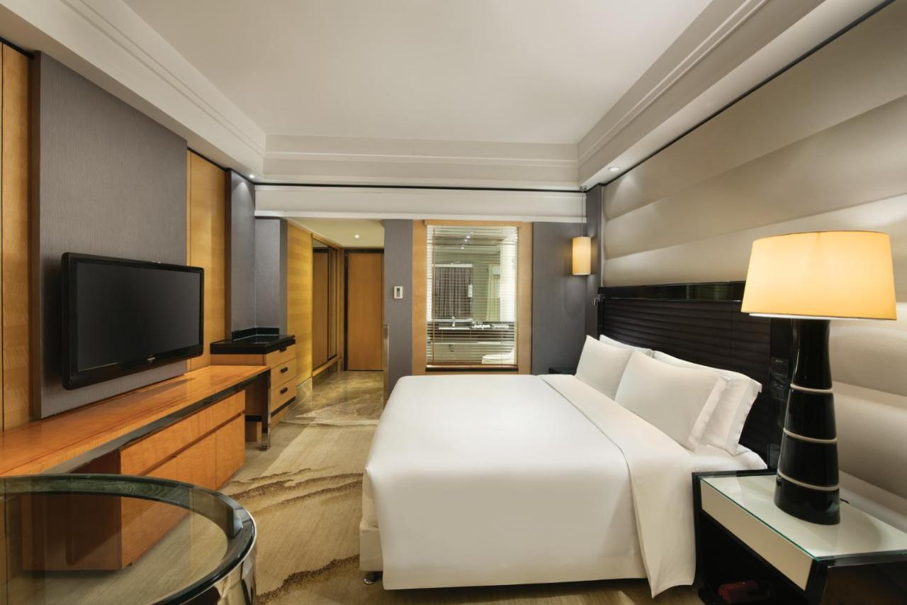 Crowne Plaza Chengdu City Center, an IHG Hotel photo
