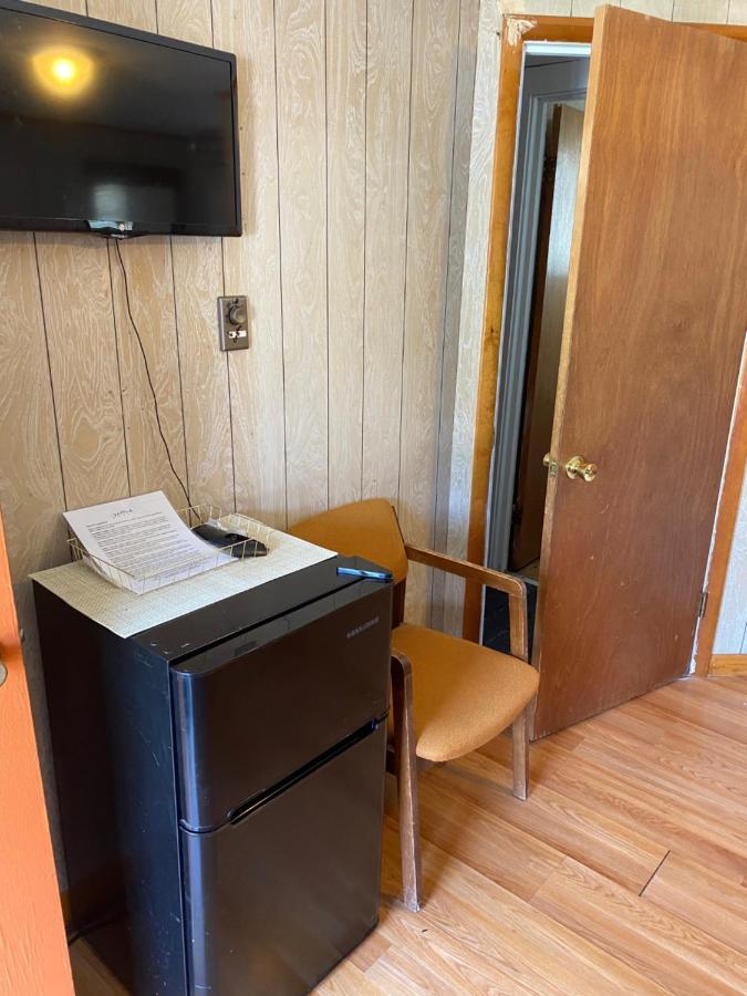Hillside Motel — photo 9