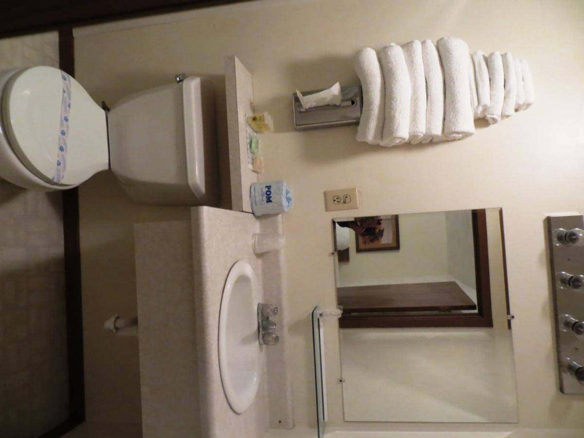 Chief Motel — photo 18