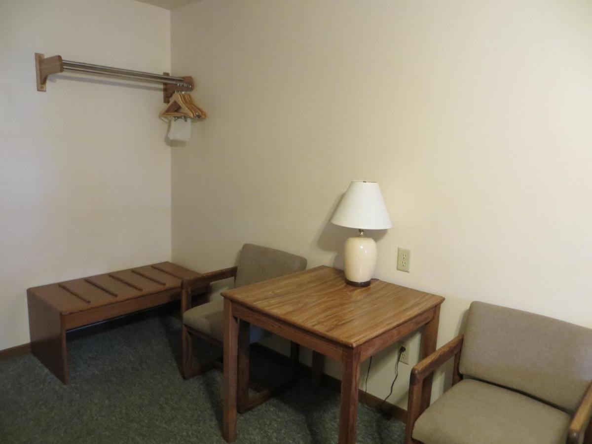 Chief Motel — photo 5