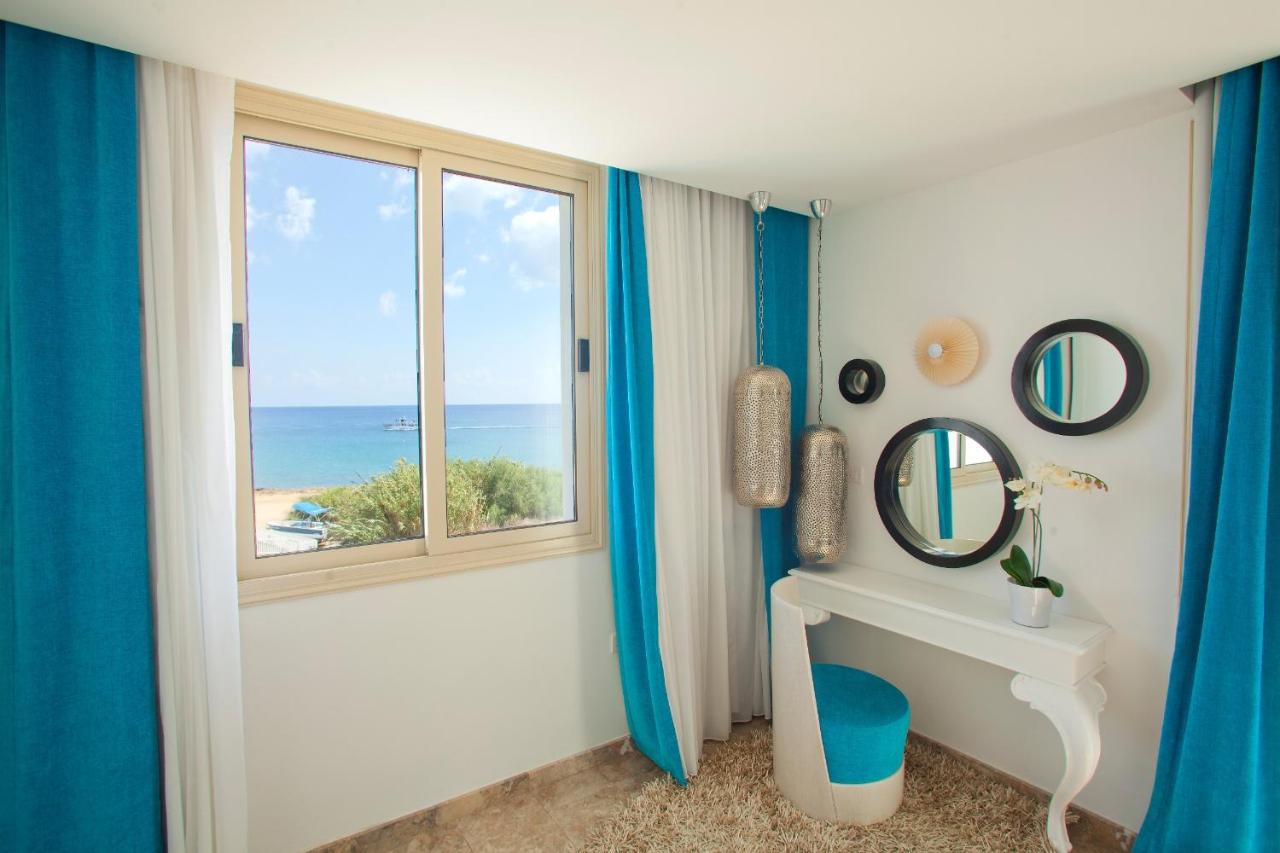 Althea Kalamies Luxury Villas photo