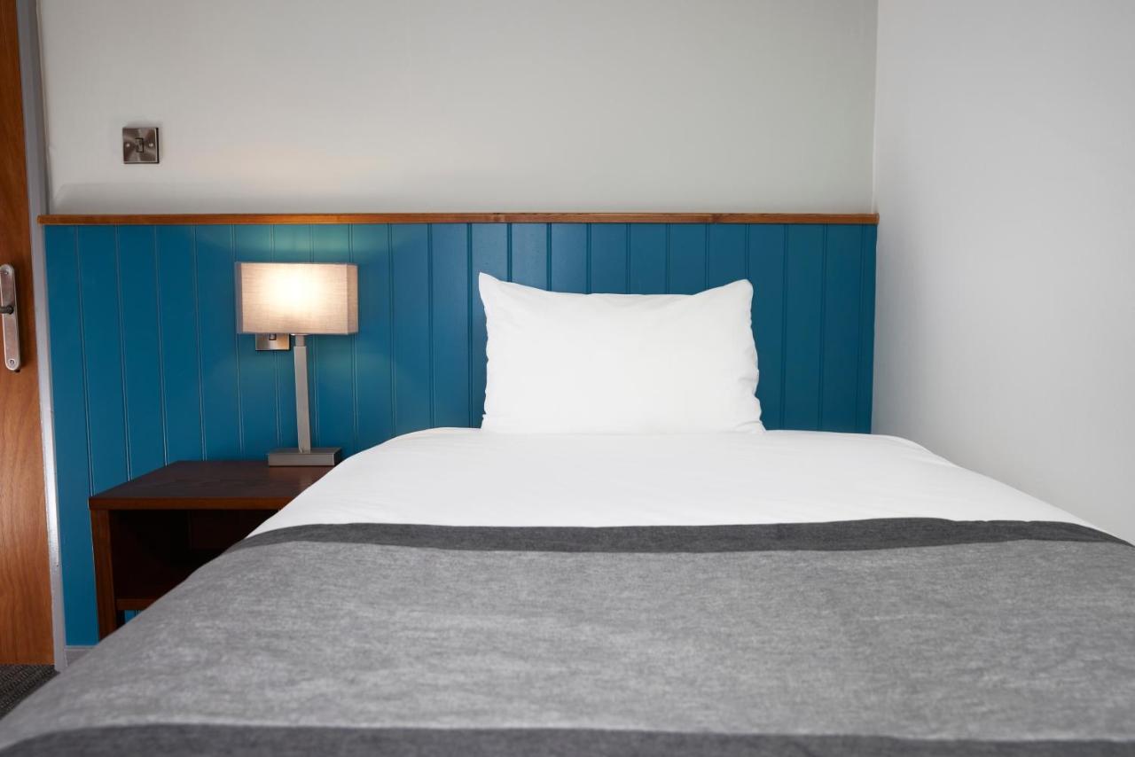Large Single Room