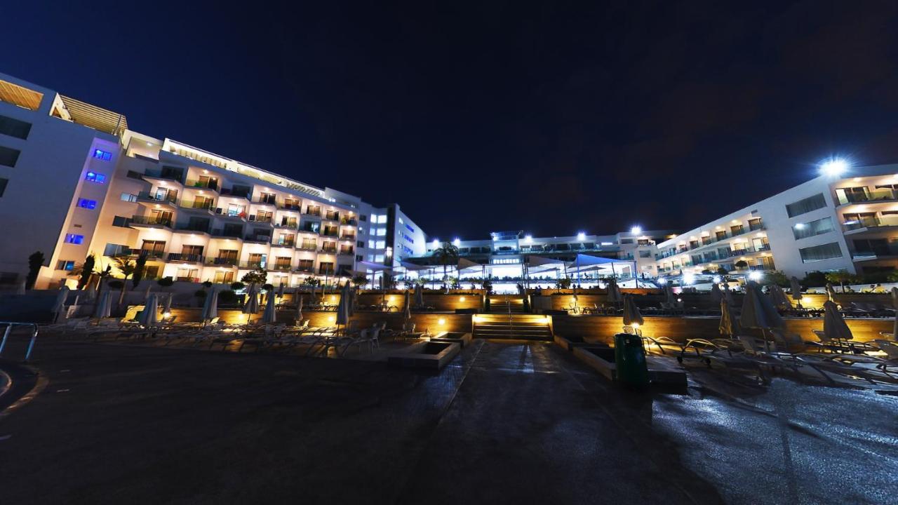 King Evelthon Beach Hotel & Resort photo