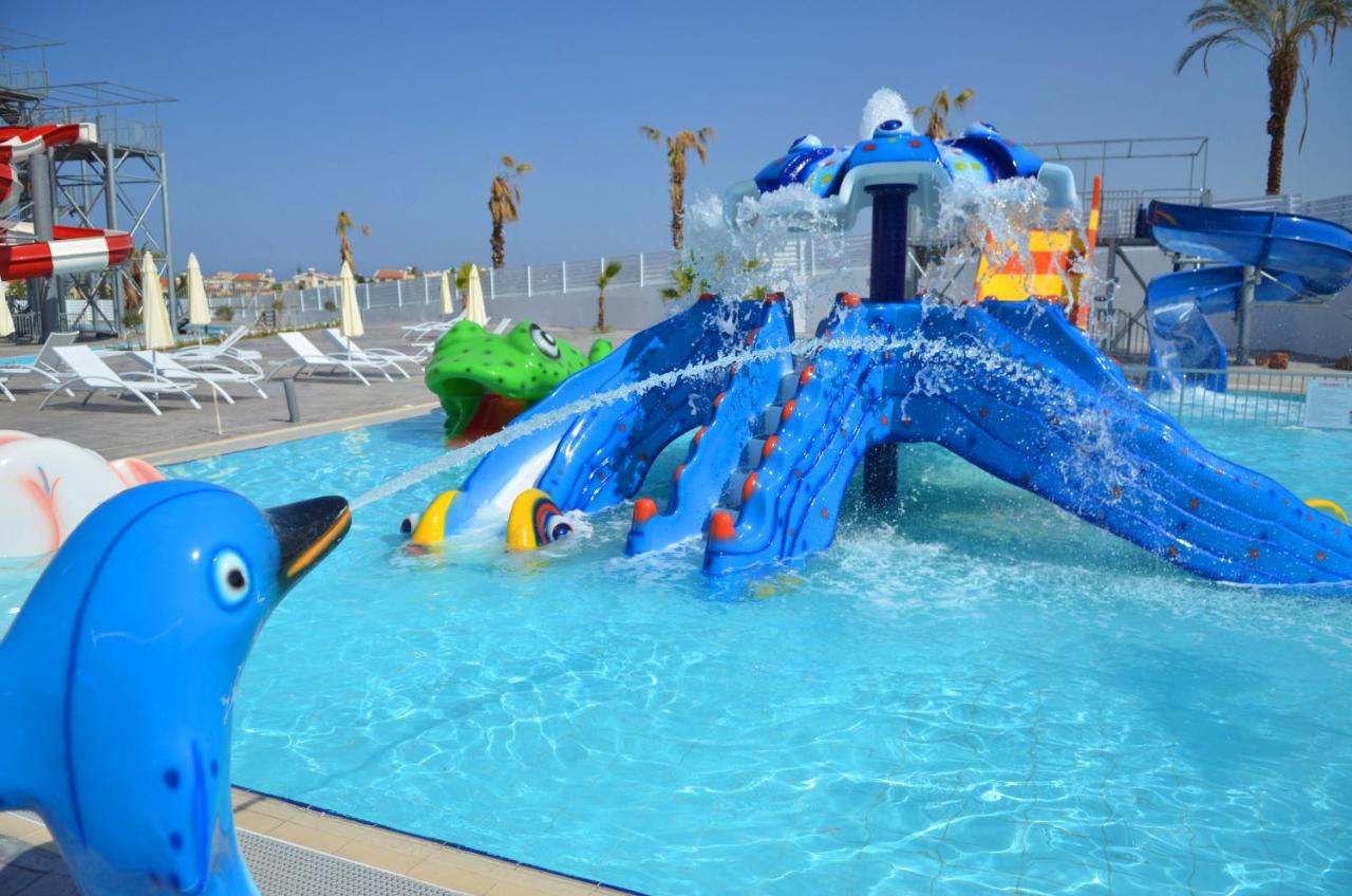 King Evelthon Beach Hotel & Resort photo