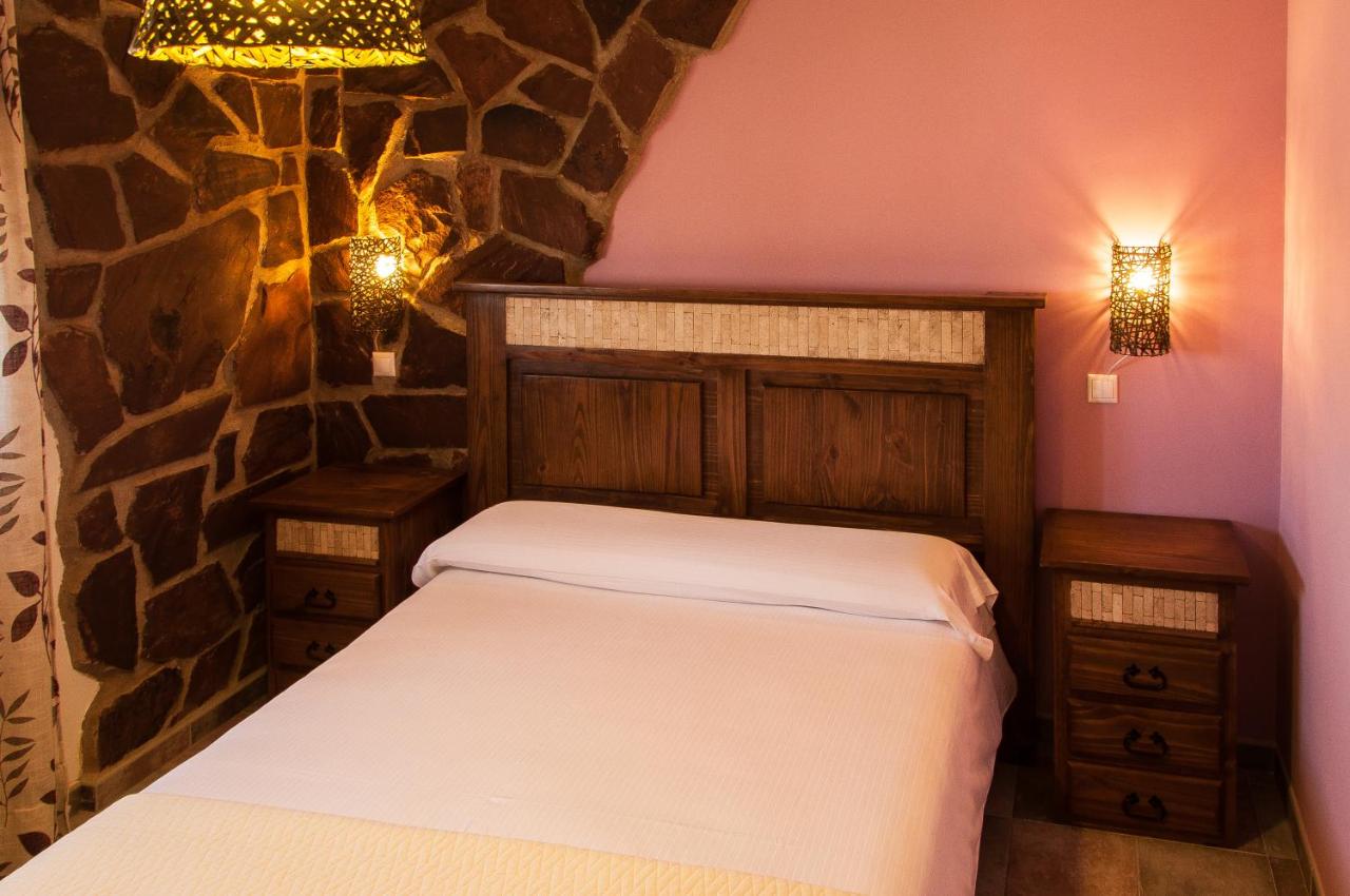 Casa Rural La Dueña, El Pobo de Dueñas – Precios actualizados ...