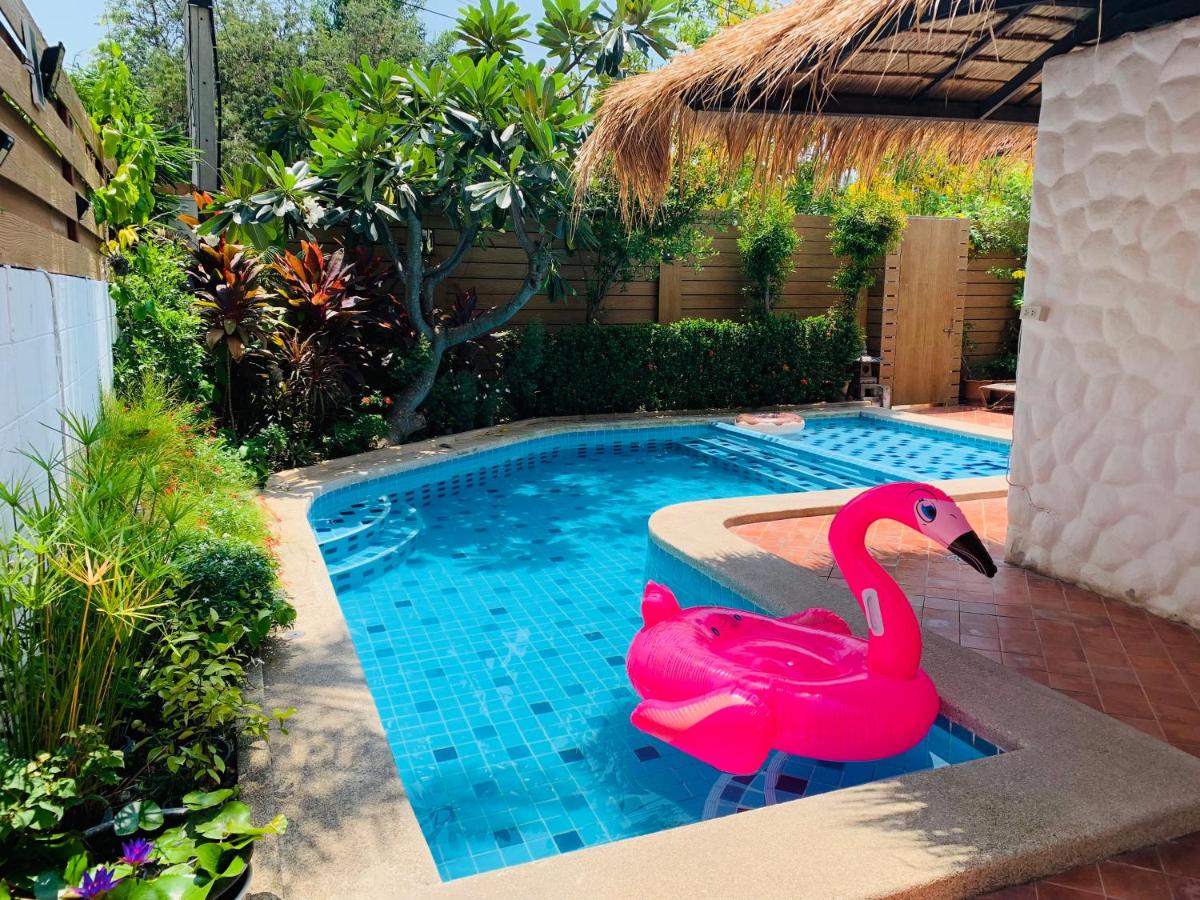 BTC Boutique Resort Private Pool Villas and Studios Hua Hin บ้านทะเลจีน บูติค รีสอร์ท หัวหิน