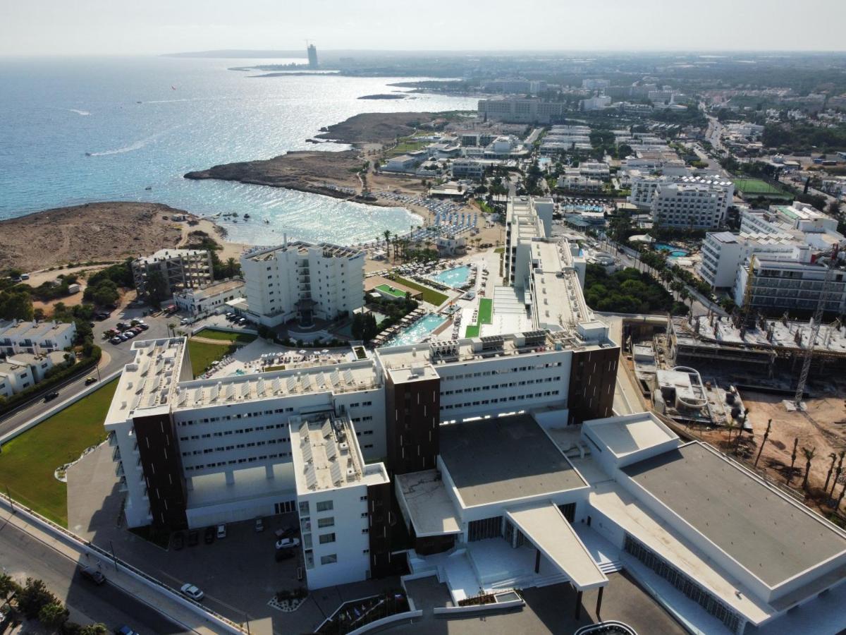 Chrysomare Beach Hotel & Resort photo