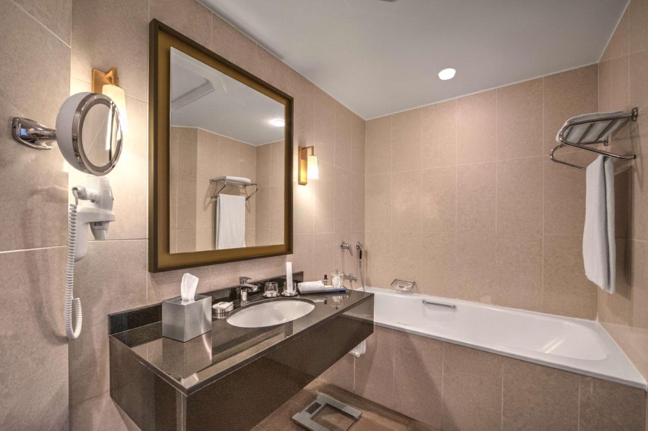 Hyatt Regency Baku photo