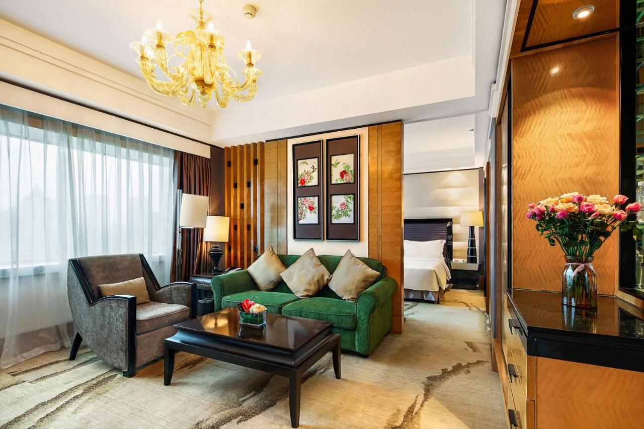 Crowne Plaza Chengdu City Center, an IHG Hotel photo