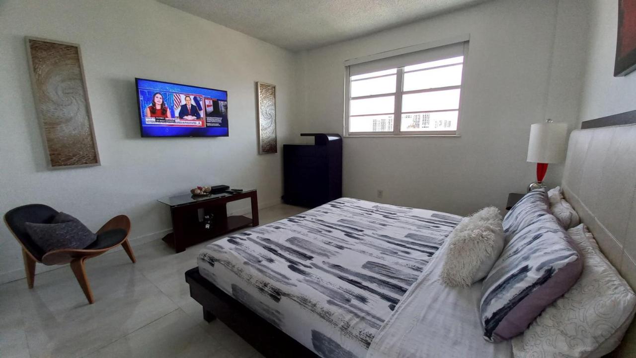 Penthouse Ocean Reserve - 3