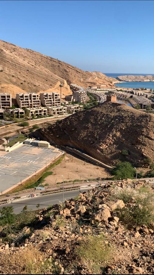 Beach: Stylish Apartment with a Jacuzzi (Park&Pool View)