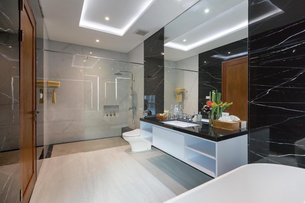 Villa Louis Seminyak by Nagisa Bali - 3