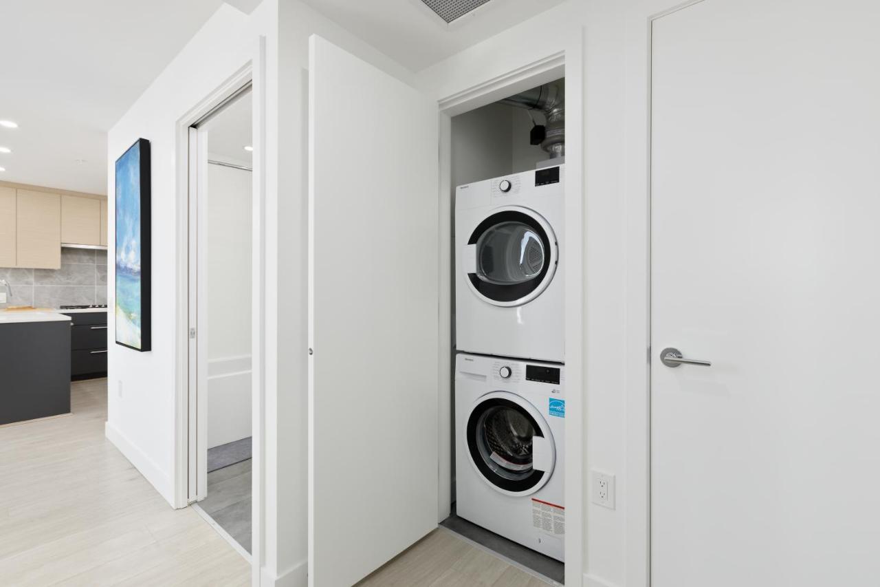 Lovely 2-bedroom condo in Vancouver photo