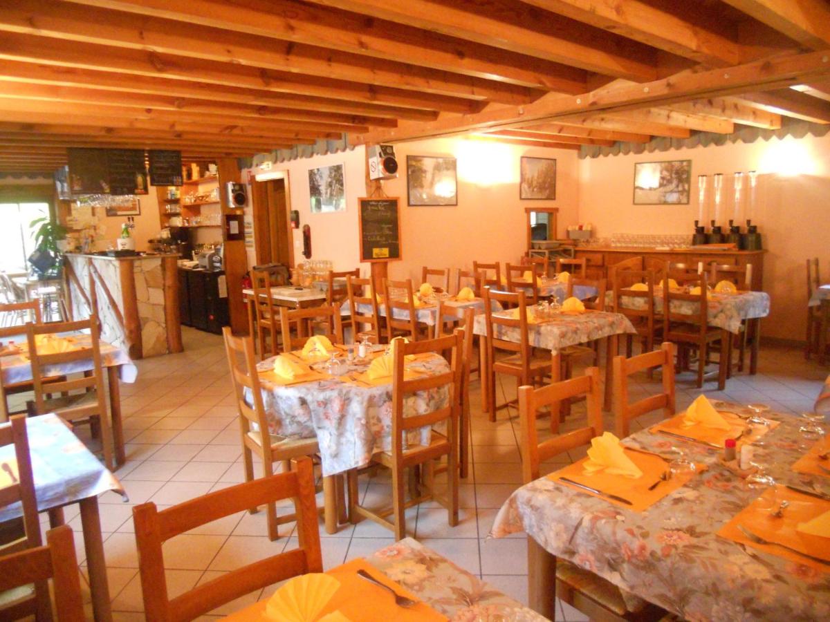 Auberge du Saut des Cuves photo
