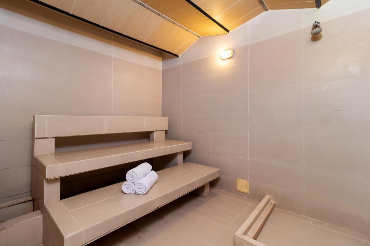 Hotel Madisson Inn Luxury By GEH Suites photo