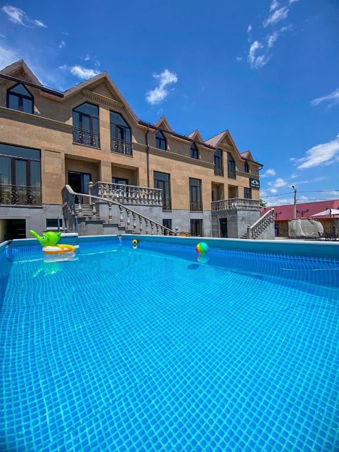 President Palace - Family Luxe - 3 этажный коттедж с сауной static_photo