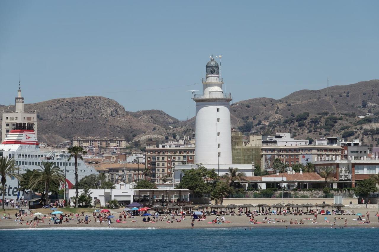 THE PHoTOGRAPHER ROOM - 5