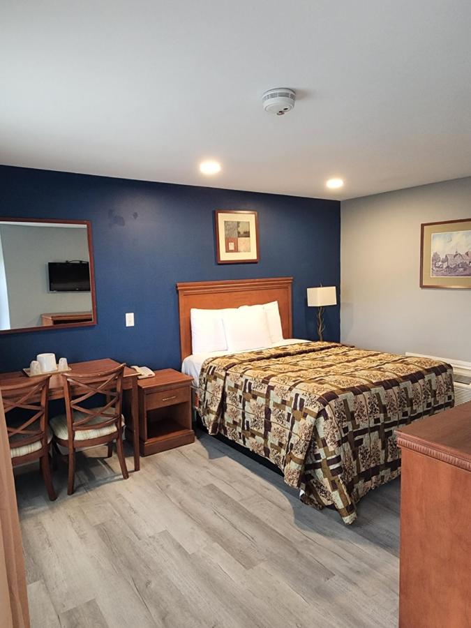 Budget Inn Horseheads, NY — photo 10