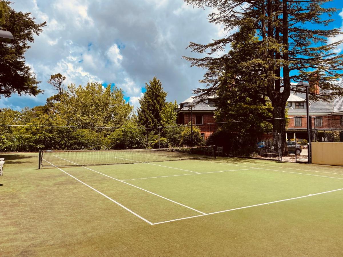 Tennis court: Lilianfels Blue Mountains Resort & Spa