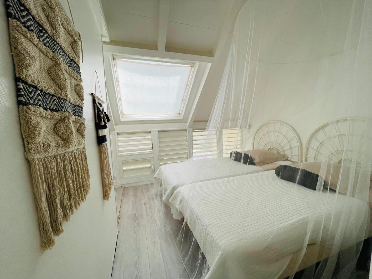 Blue Lagoon, cottage les pieds dans l eau - 2