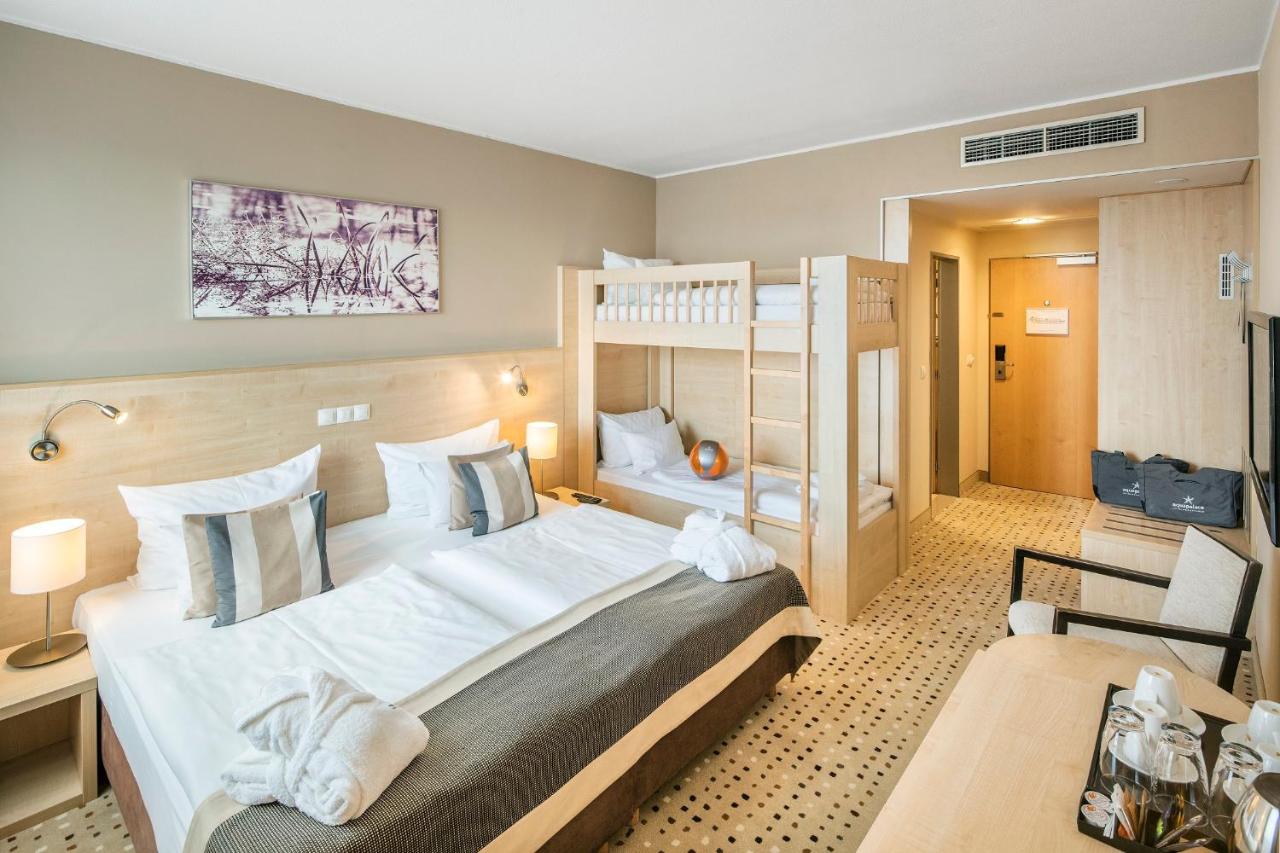 Aquapalace Hotel Praha