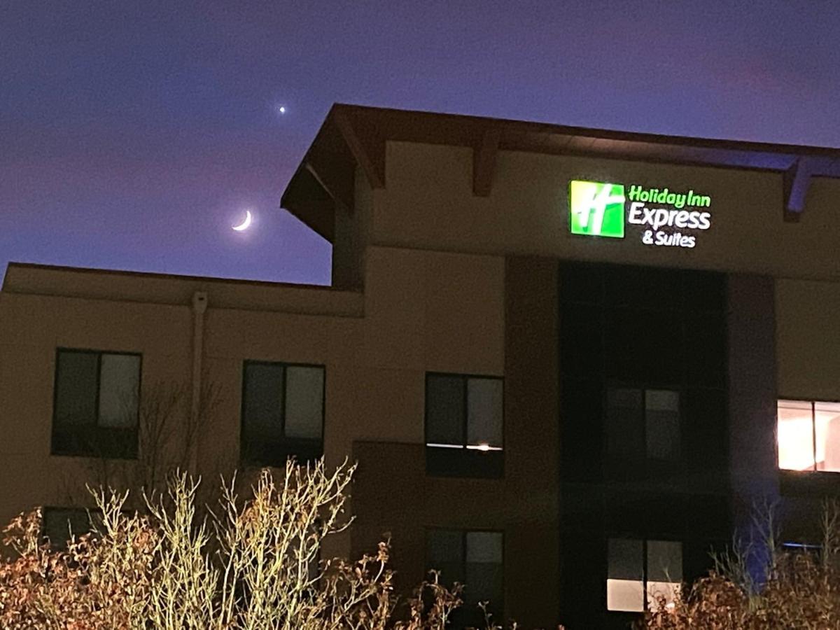 Holiday Inn Express & Suites Albuquerque Historic Old Town by IHG
