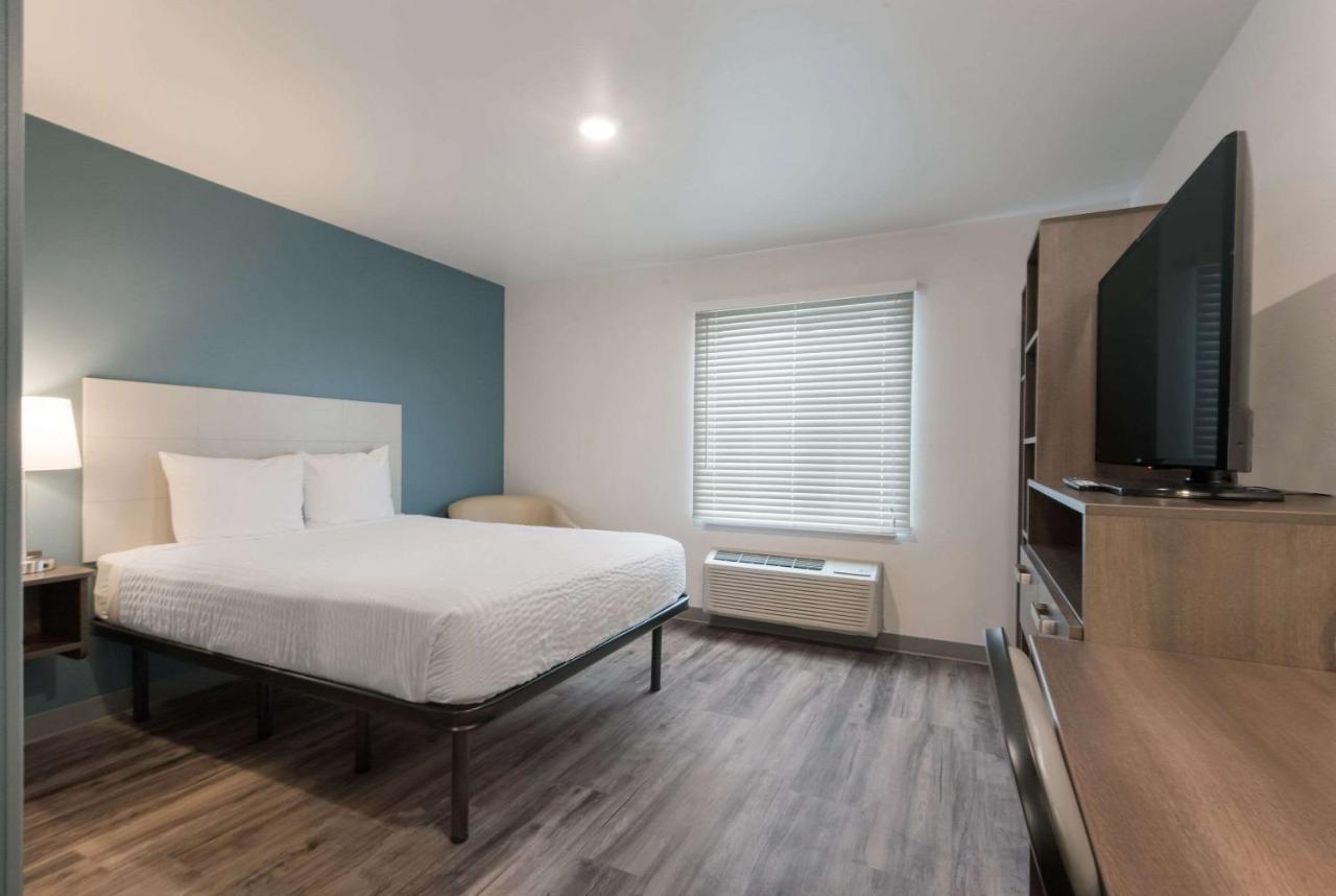 WoodSpring Suites Philadelphia Northeast — photo 14