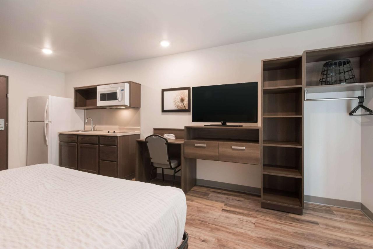 WoodSpring Suites Philadelphia Northeast — photo 18
