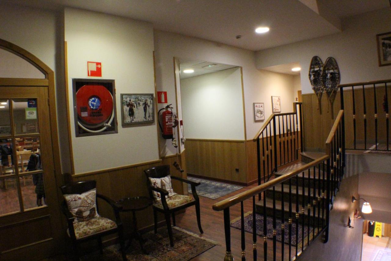 Hotel Meta photo