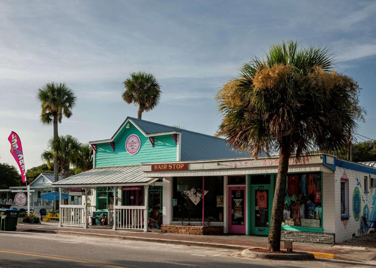 Beachcomber Motel — photo 15