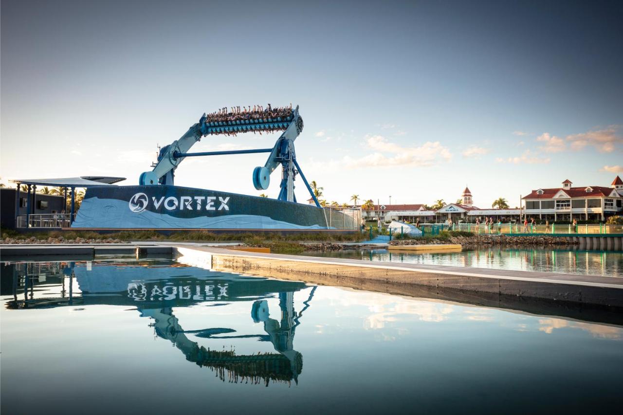 Sea World Resort photo
