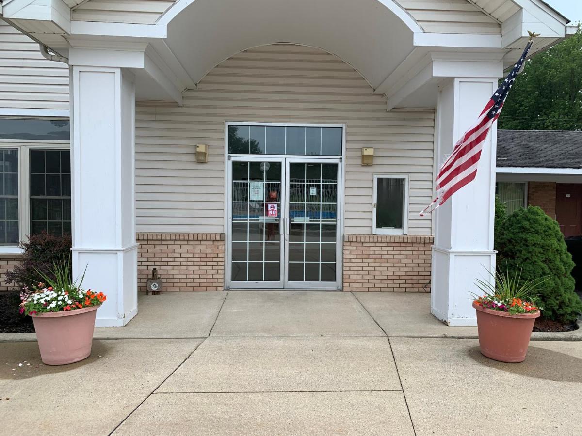 Monticello Inn — photo 22