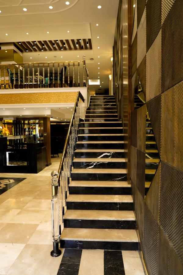 UNITED HOTEL INTERNATIONAL photo