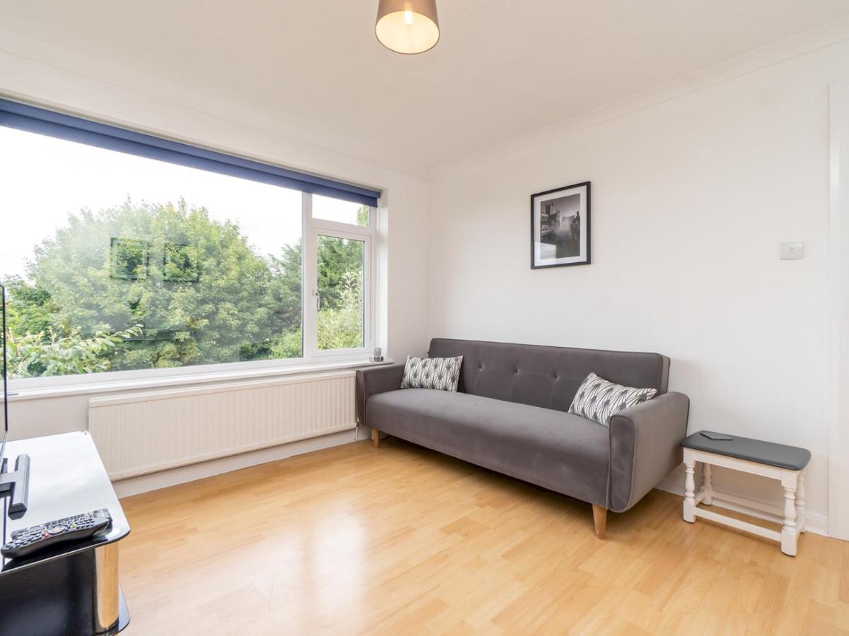 One bed flat with stunning views and free parking - Pass the Keys - 4