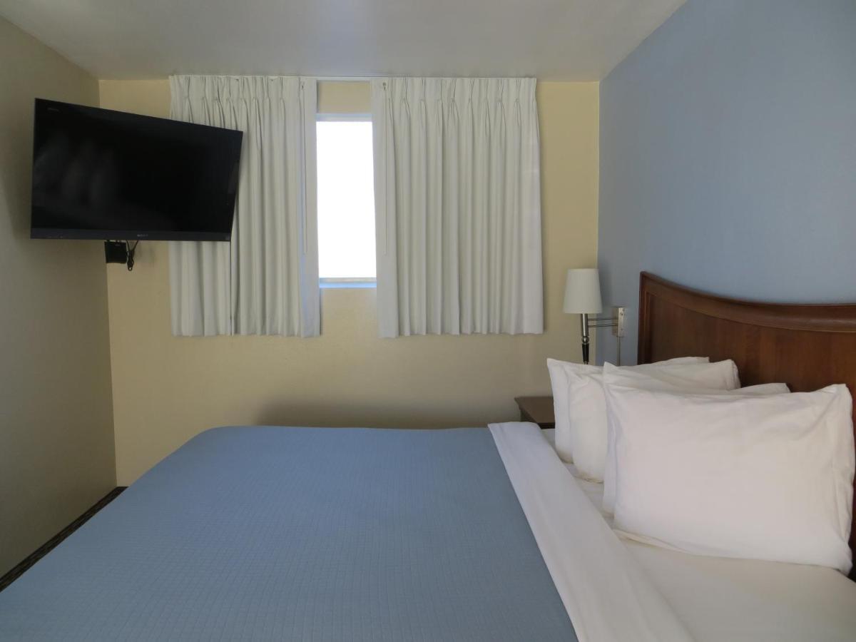Coronet Motel — photo 9