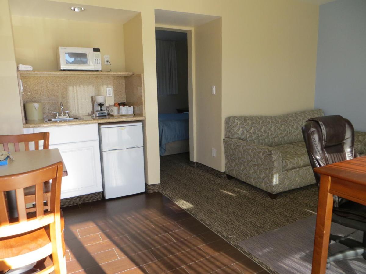 Coronet Motel — photo 10