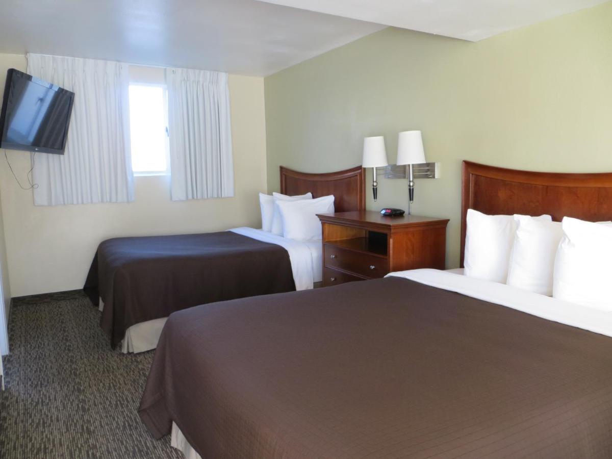 Coronet Motel — photo 11