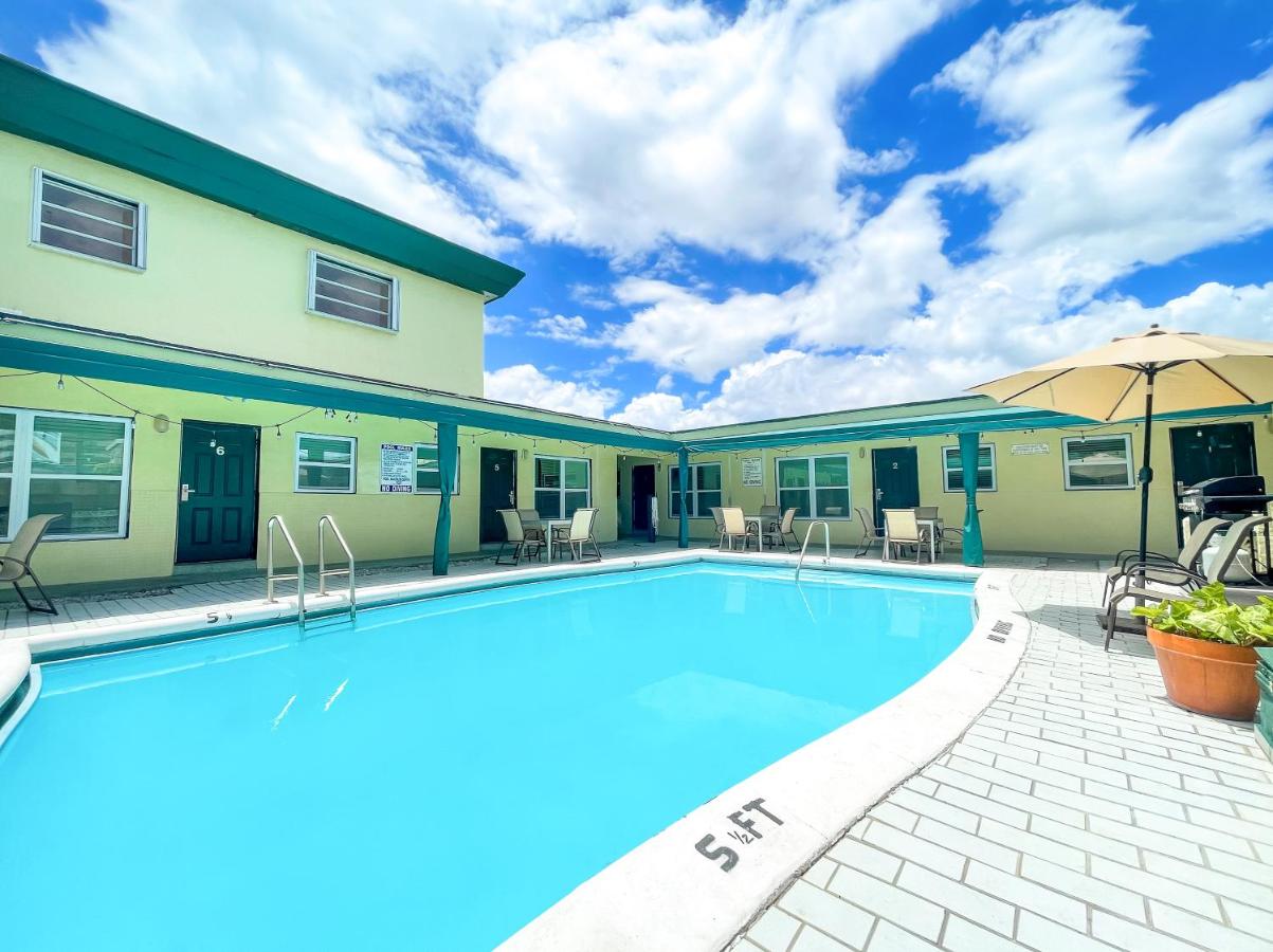 Image: The Clevelander