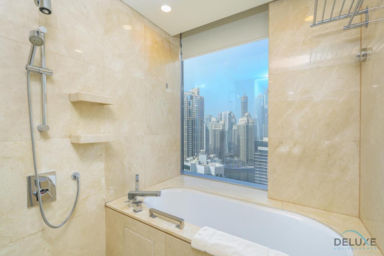 Marina Canal Views from the Balcony, Close to Marina Mall, The Address Residences, Dubai Marina by Deluxe Holiday Homes - 3