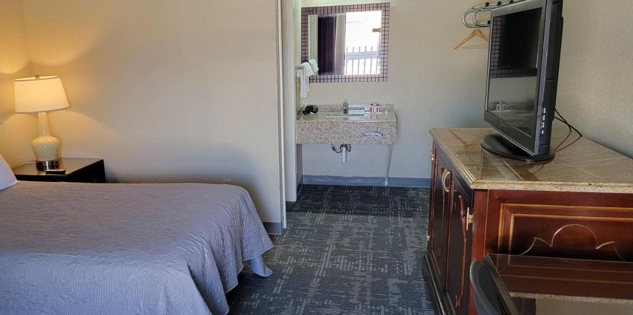 Queen City Inn — photo 19