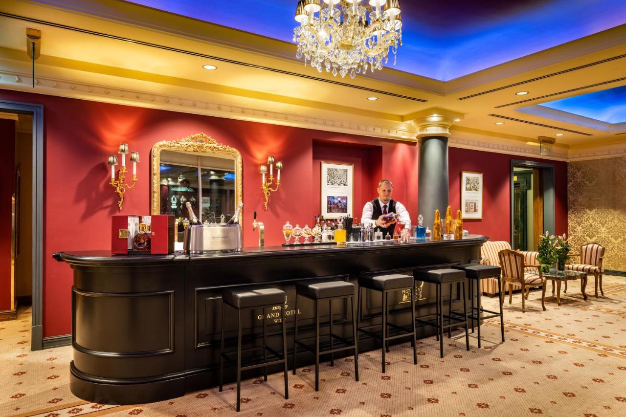 Grand Hotel Wien photo