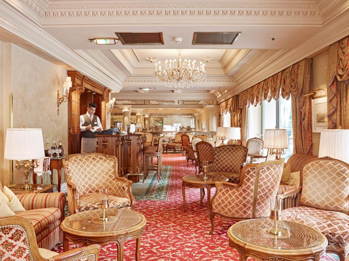 Grand Hotel Wien photo