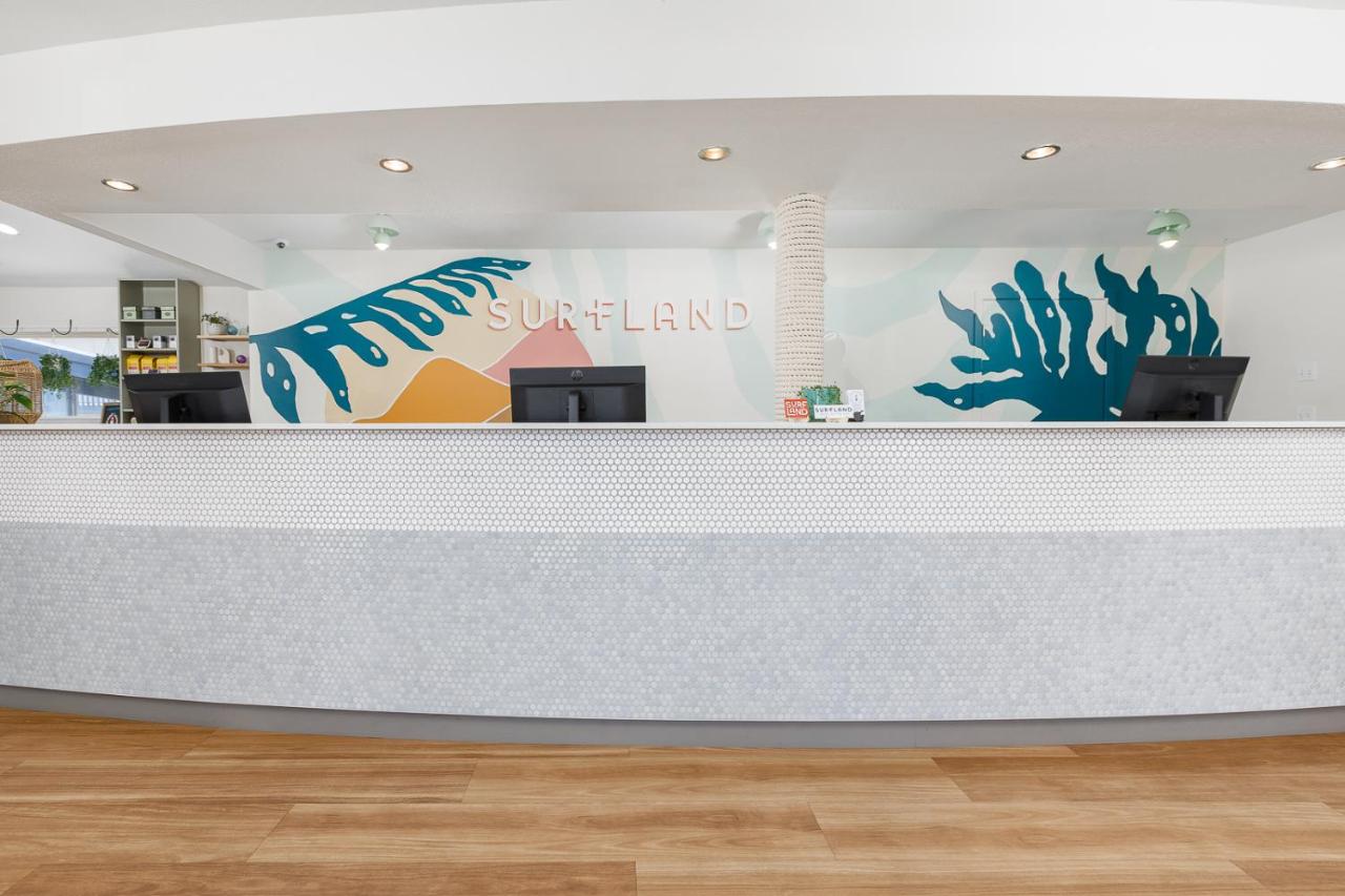 Surfland Hotel — photo 12