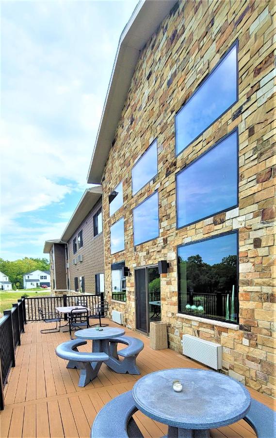 Qube Hotel - Polk City — photo 10