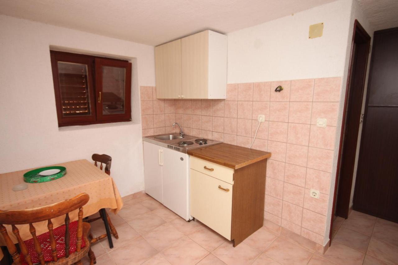 Apartments by the sea Metajna, Pag - 3304 photo