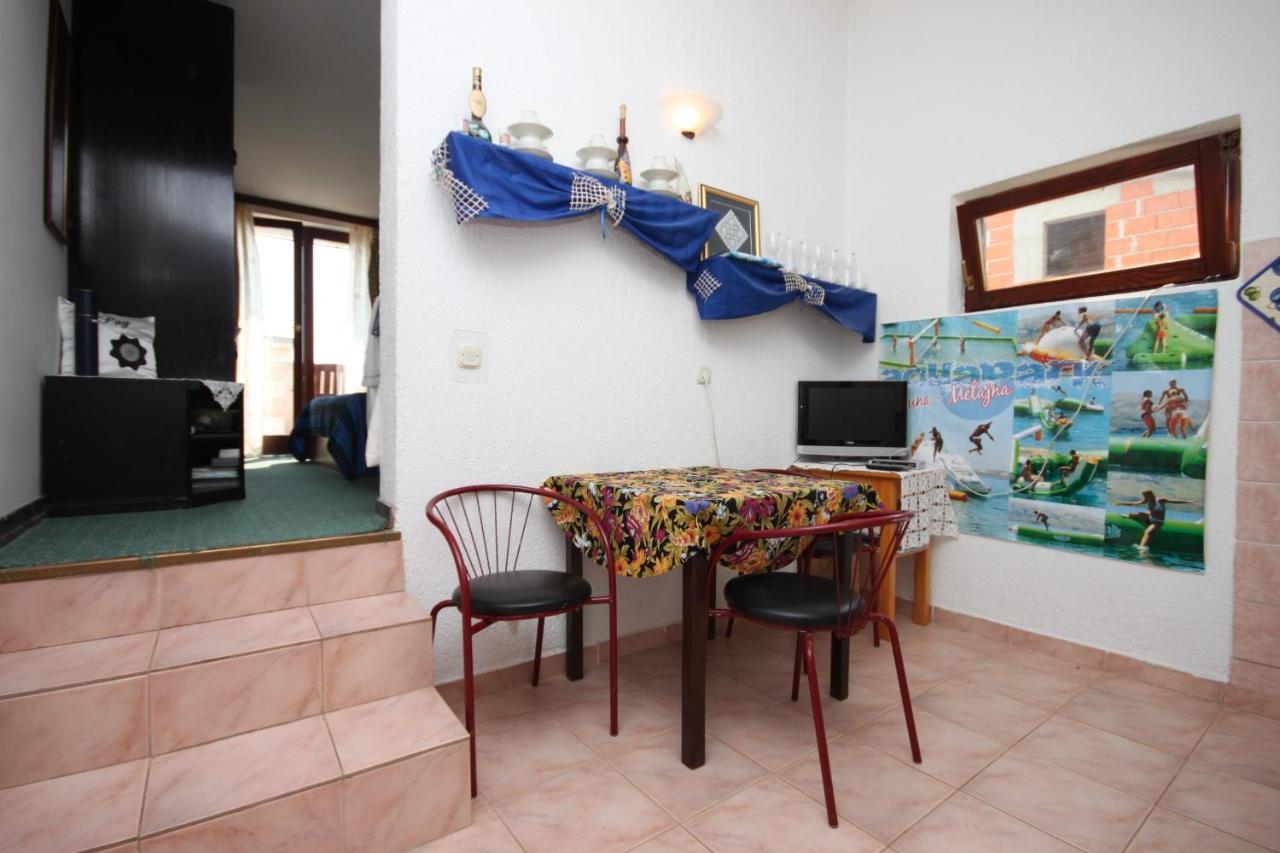 Apartments by the sea Metajna, Pag - 3304 photo