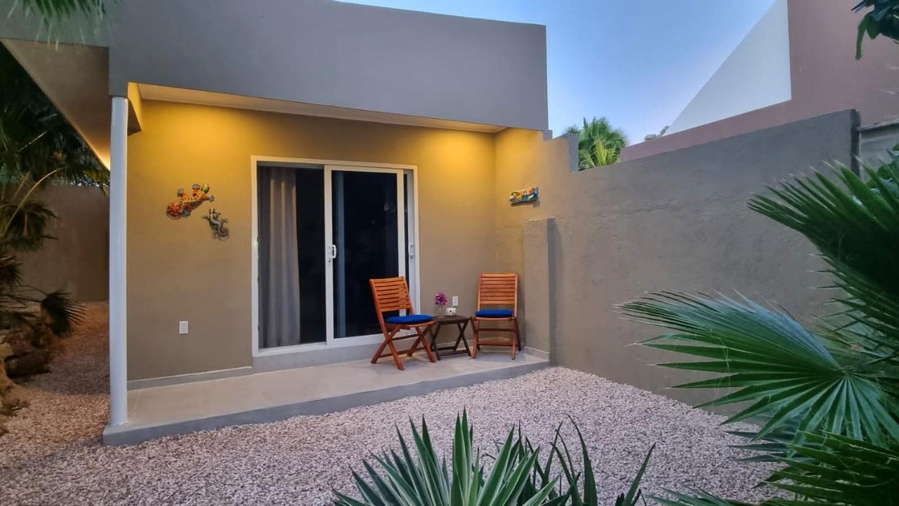 Hibiscus Beach House photo