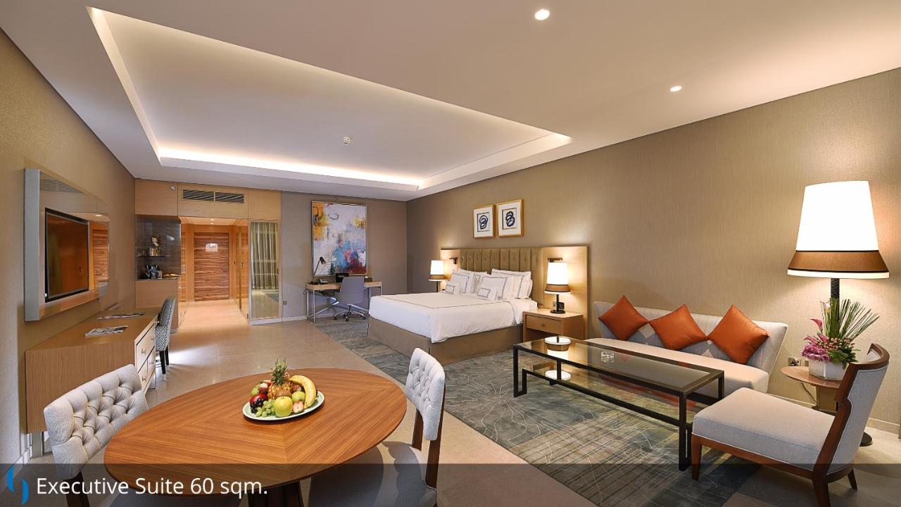 Executive Suite - Complimentary Luxury Transfers to Jumeirah Beach and Mall of Emirates