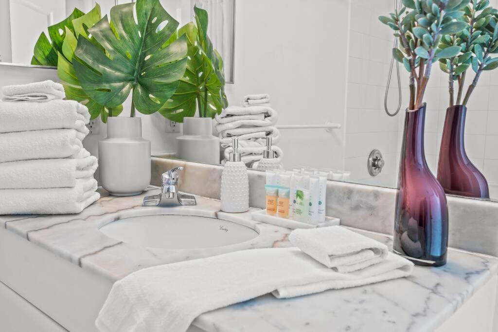 40th floor Ocean View - Best Location - 3